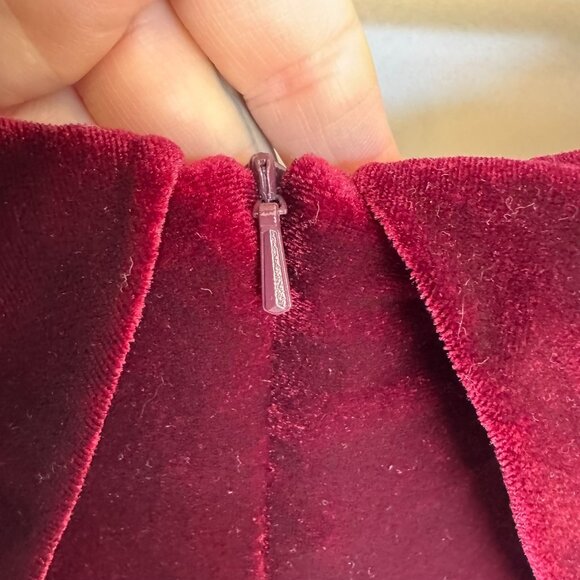 XSCAPE Burgundy Stretch Velvet Bardot Sweetheart Neck Formal Maxi Dress Size 14 - Picture 9 of 16